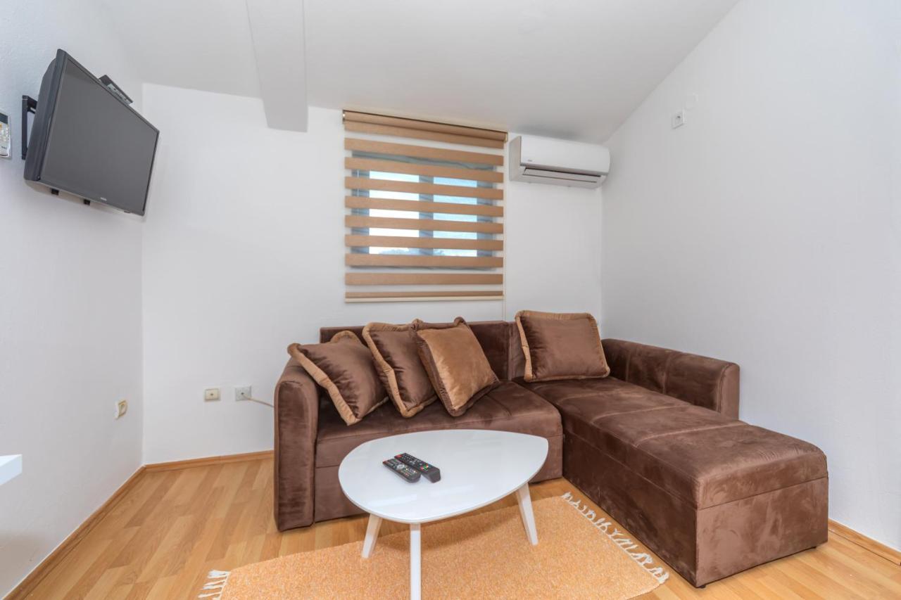 Apartman Sara Bar Exterior foto